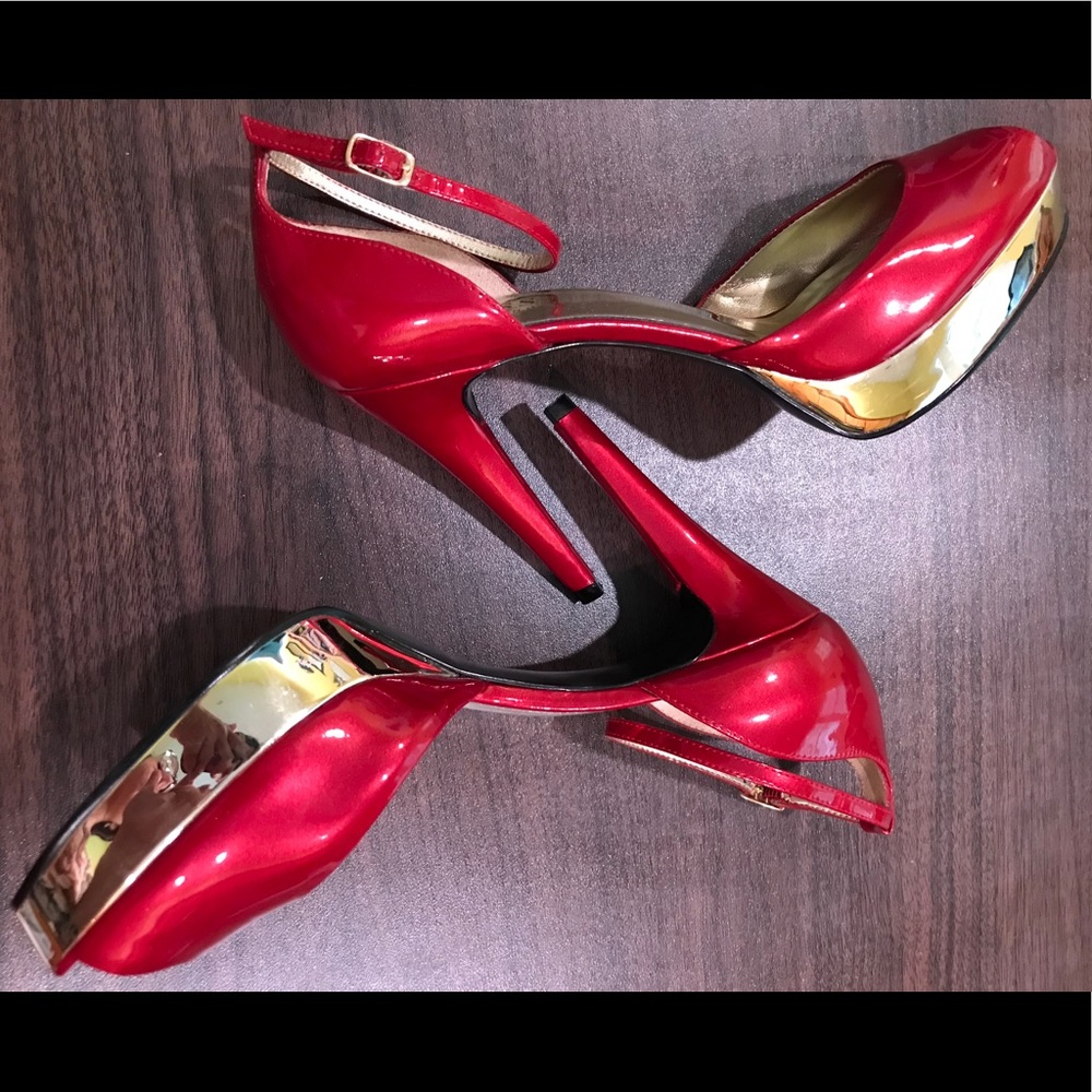 Guess high heel GWDanella size 6.5 M Red